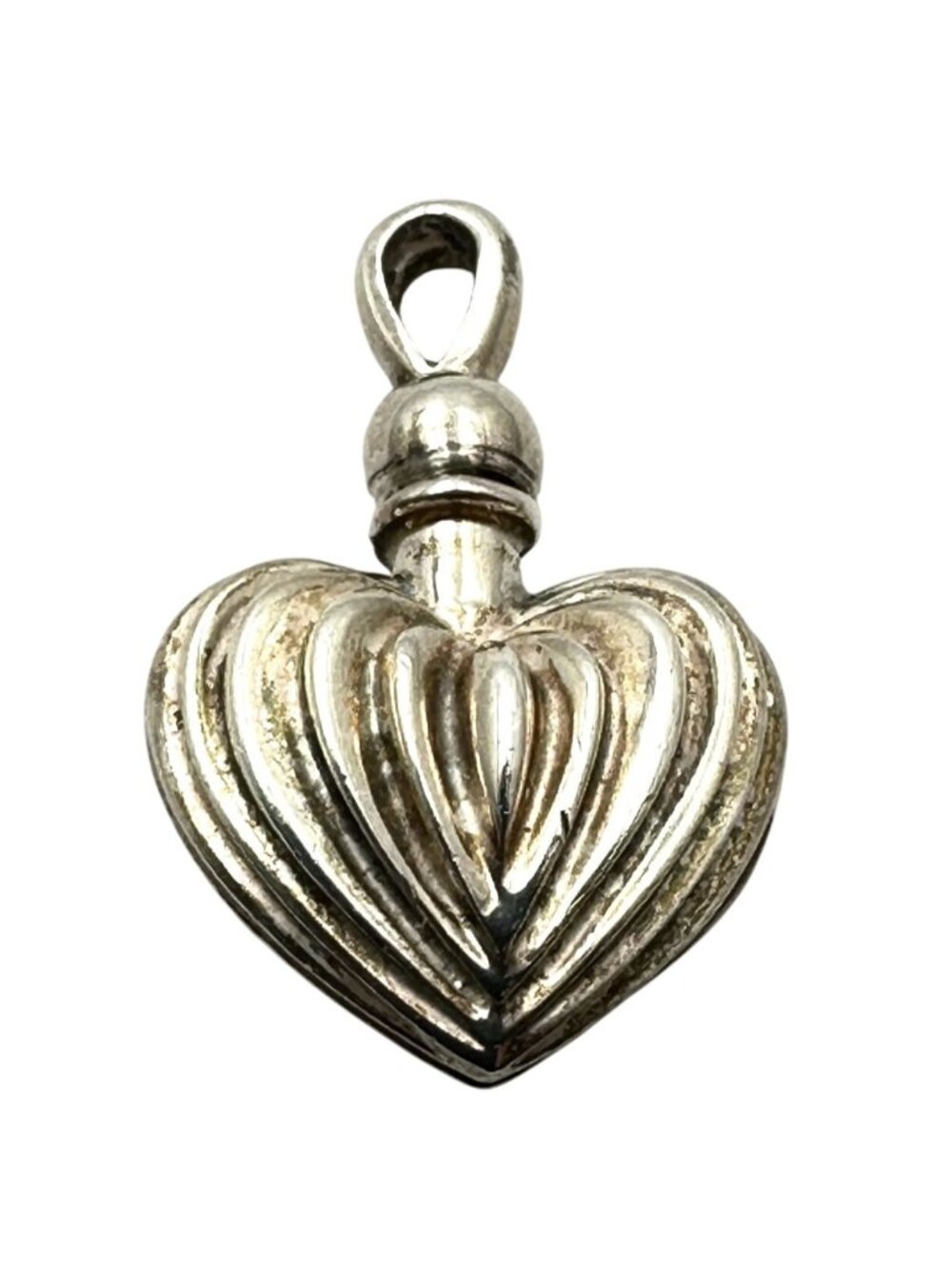 Vintage Lagos Caviar Sterling Silver Fluted Puffy Heart Pendant 1 Inch